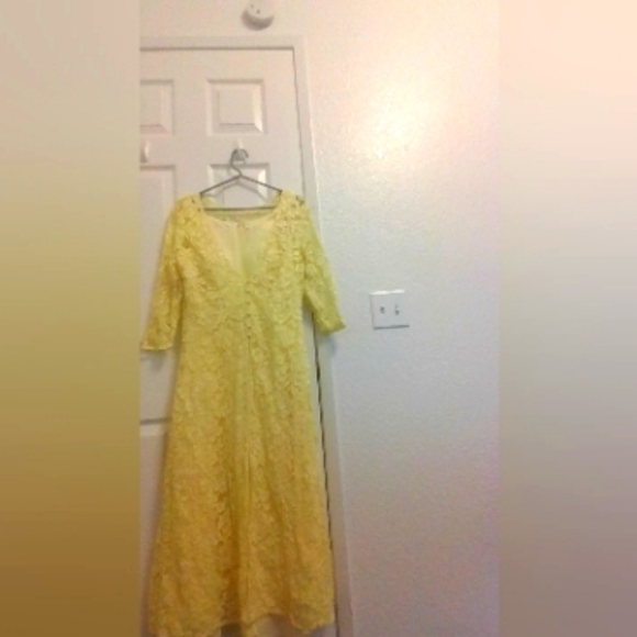 JJs House Dresses Jjs House Yellow Dress With Lace Shawl Poshmark